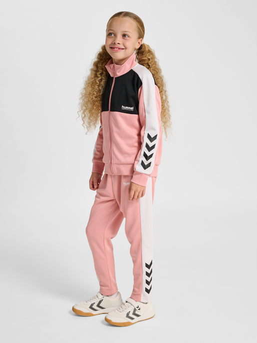 hmlJR COLORBLOCK TRACKSUIT, BRIDAL ROSE, model
