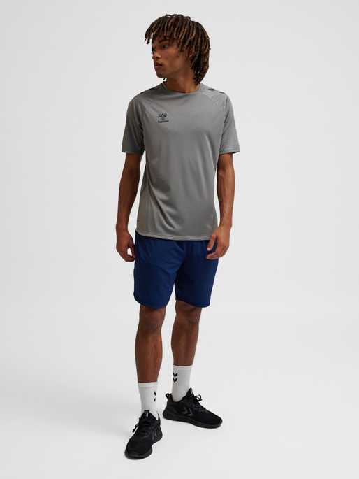 hmlPRO TRAINING SHORTS, MARINE, model