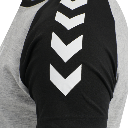 hmlLEGACY BLOCKED T-SHIRT, GREY MELANGE hmlLEGACY BLOCKED T-SHIRT, GREY MELANGE, packshot