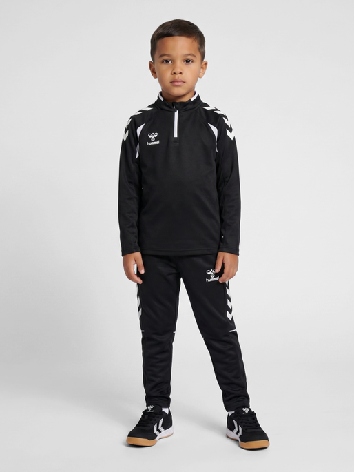 hmlCORE 2.0 TRAINING PANTS KIDS, BLACK/WHITE, model