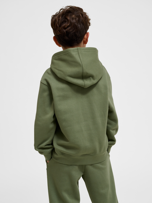 hmlCLEAN HOODIE, OLIVINE, model