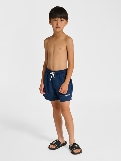 hmlJR REG BOARD SHORTS, DRESS BLUES, model
