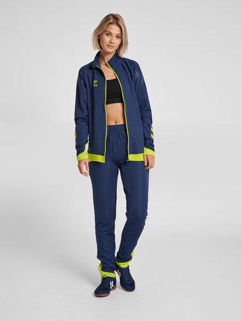 hml LEAD WOMEN POLY ZIP JACKET , DARK DENIM, model