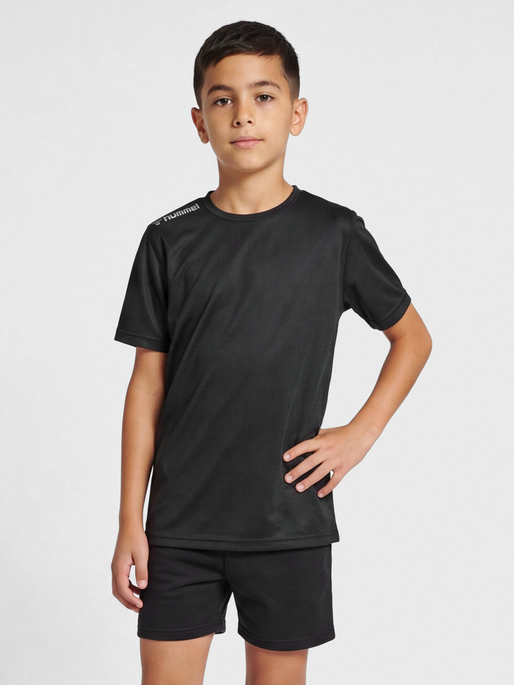 hmlRUN JERSEY S/S KIDS, BLACK, model