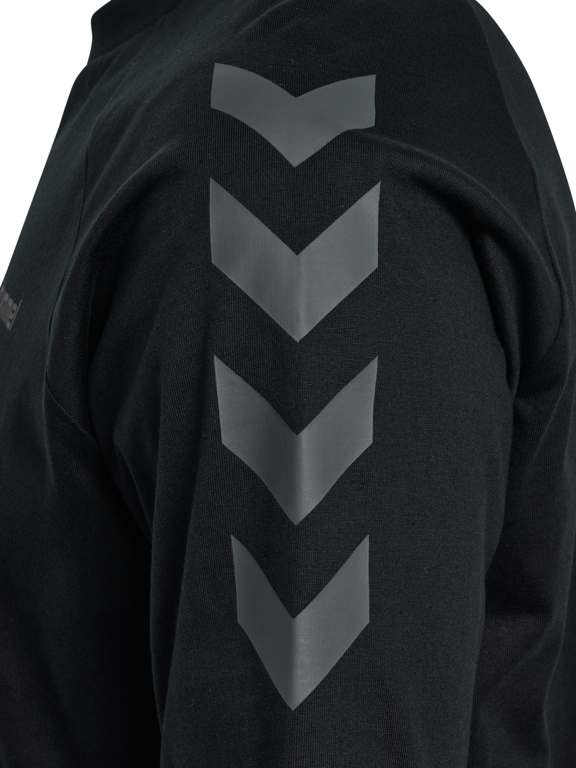 hmlKEEPER CHEVRON T-SHIRT S/S, BLACK, packshot