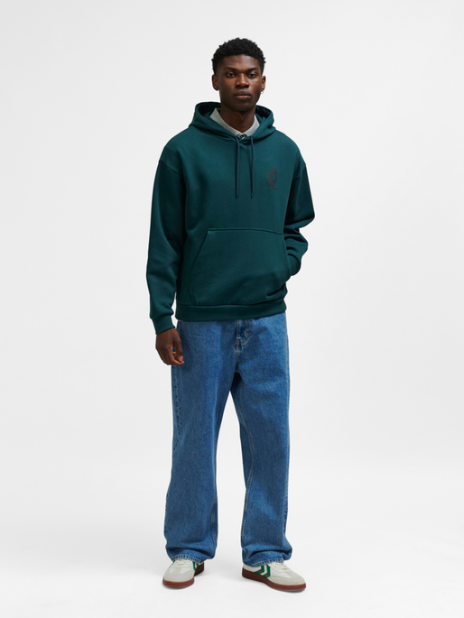 hmlLOOSE HOODIE WRONG YELLOW, PONDEROSA PINE, model