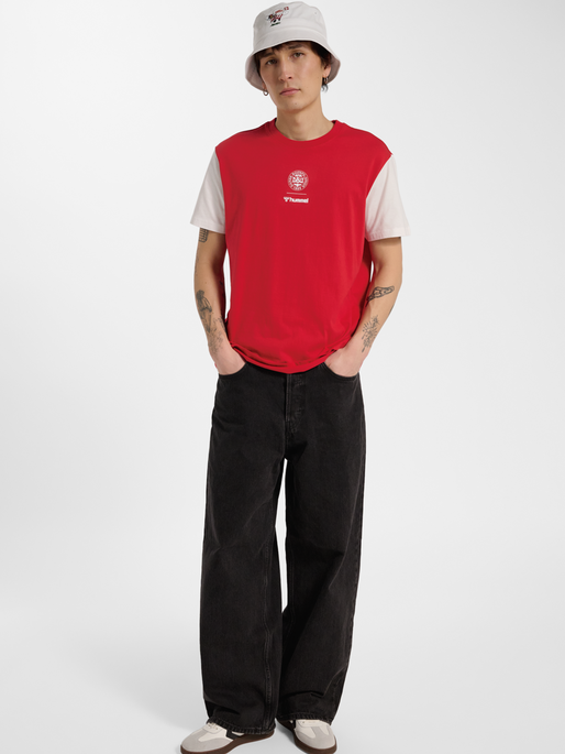 DBU 26 FAN RED-WHITE TEE SS, TANGO RED/WHITE, model