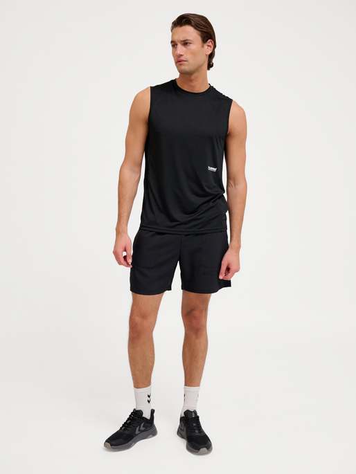 hmlPULSE WORKOUT TANK TOP, BLACK, model