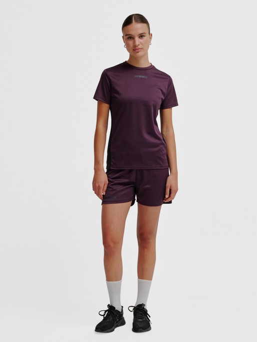 hmlMULTI PL SET WOMAN, PLUM PERFECT/PLUM PERFECT, model