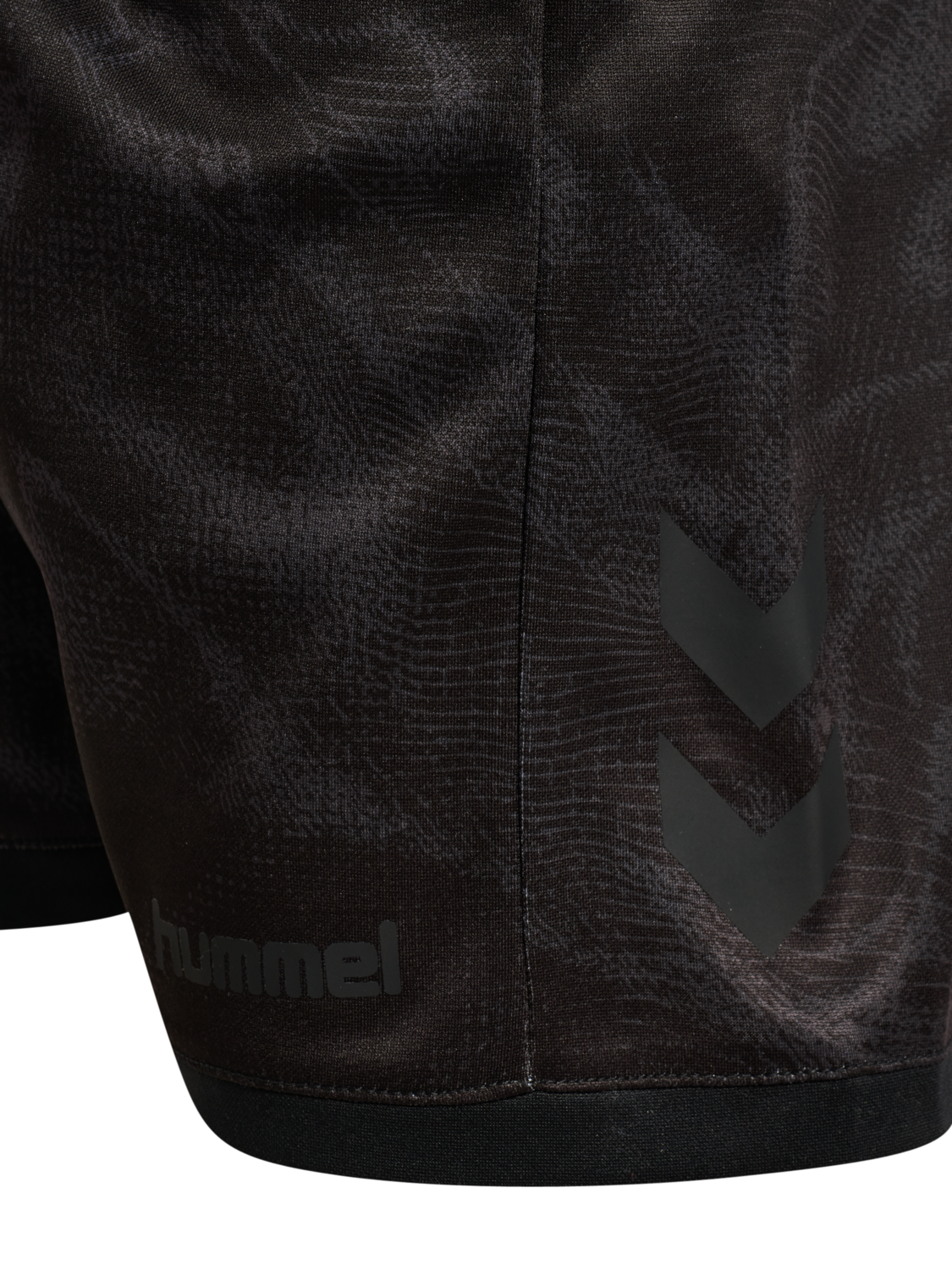 hmlBLAZE CLUB26 GRAPHIC SHORTS KIDS, BLACK/ASPHALT, packshot
