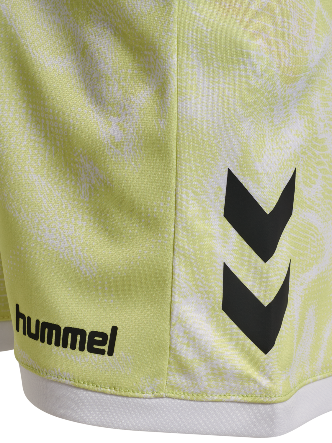 hmlBLAZE CLUB26 GRAPHIC SHORTS KIDS, ASIAN PEAR/WHITE, packshot