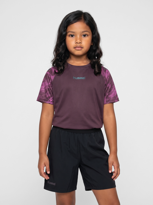 hmlBLAZE26 PRO TRAINING JERSEY KIDS, HUCKLEBERRY, model