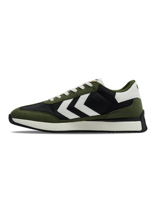 STADION 23, WINTER MOSS, packshot