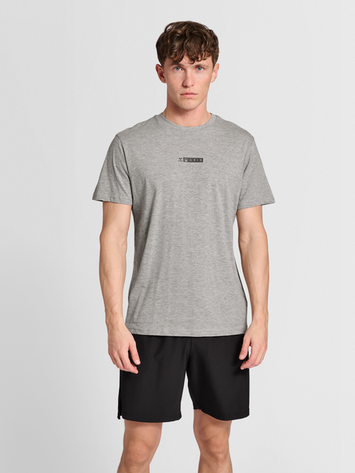 hmlOFFGRID TEE S/S, GREY MELANGE/FORGED IRON, model