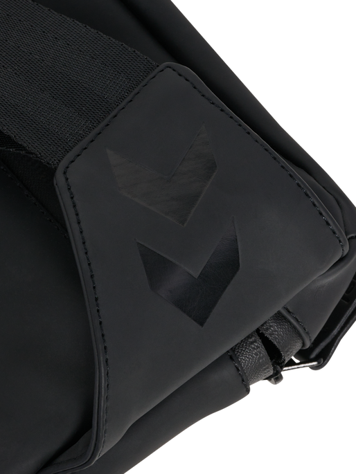 LIFESTYLE BUM BAG, BLACK, packshot