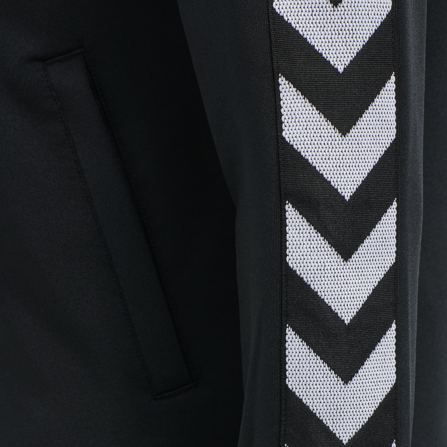 hmlNELLY 2.0 ZIP JACKET, BLACK, packshot