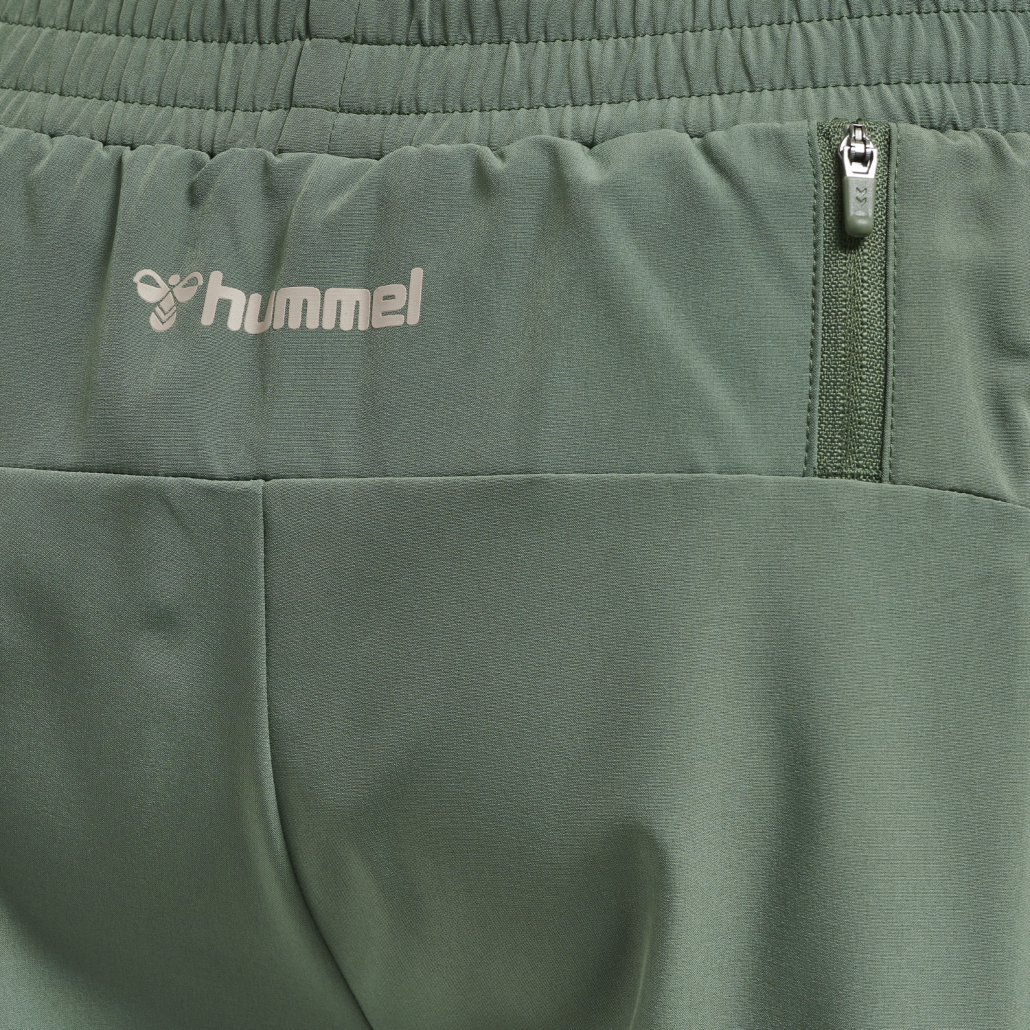 hmlMT FORCE 2 IN 1 SHORTS, LAUREL WREATH, packshot