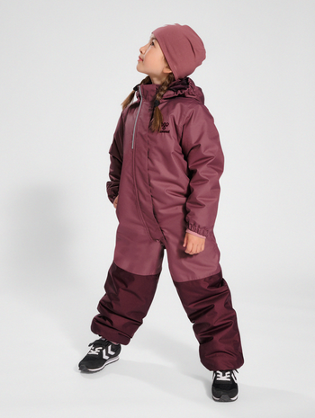 hmlGOAL TEX SNOWSUIT, ROSE BROWN, model