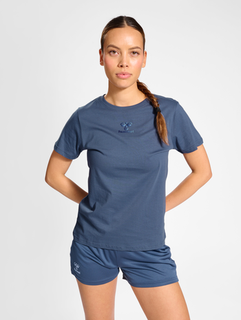 hmlACTIVE BEE CO TEE S/S WOMAN, VINTAGE INDIGO, model