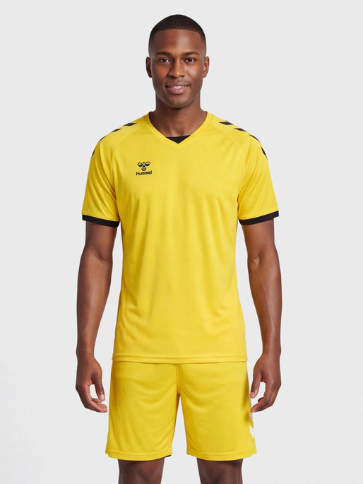 hmlCORE VOLLEY TEE, BLAZING YELLOW, model