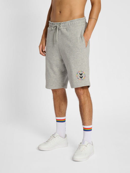 hmlEVERYTHING NOTHING SWEAT SHORTS, GREY MELANGE, model