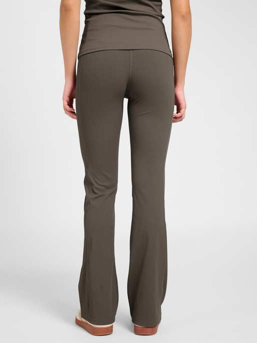 hmlPRIMA RIB STRAIGHT LEG HW TIGHTS, MAJOR BROWN, model