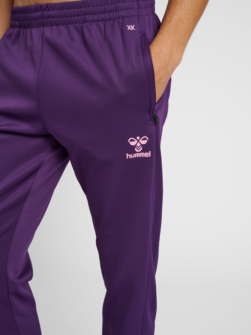 hmlCORE XK POLY PANTS, ACAI, model