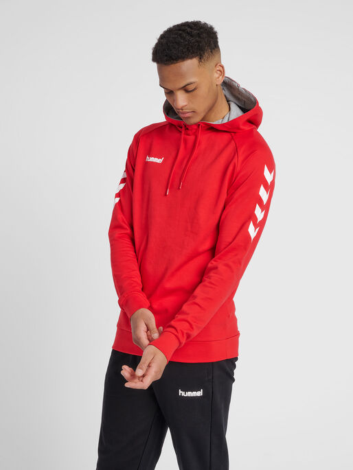 HMLGO COTTON HOODIE, TRUE RED, model