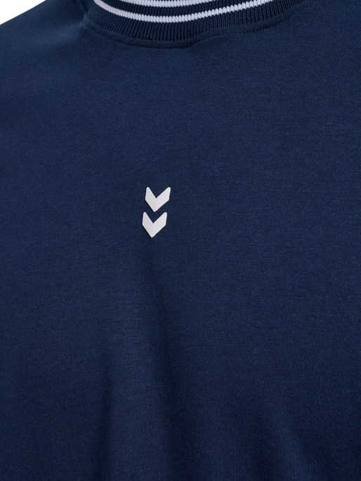 hmlPULSE RETRO T-SHIRT S/S, DRESS BLUES hmlPULSE RETRO T-SHIRT S/S, DRESS BLUES, packshot