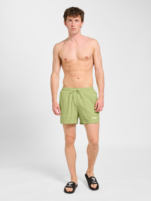 hmlPULSE SWIM SHORTS, SHADOW LIME, model