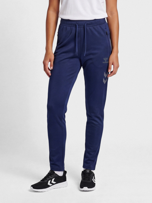 hmlCIMA 2.0 PANTS WOMAN, MARINE, model