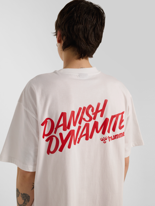 DBU 26 FAN LOOSE DYNAMITE TEE SS, WHITE, model