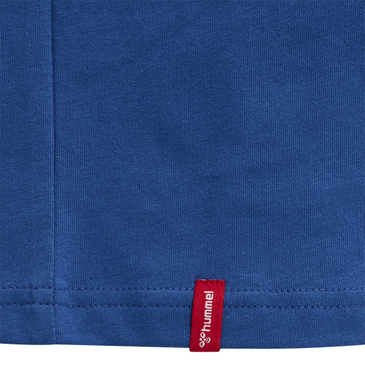 hmlRED BASIC T-SHIRT S/S, TRUE BLUE, packshot