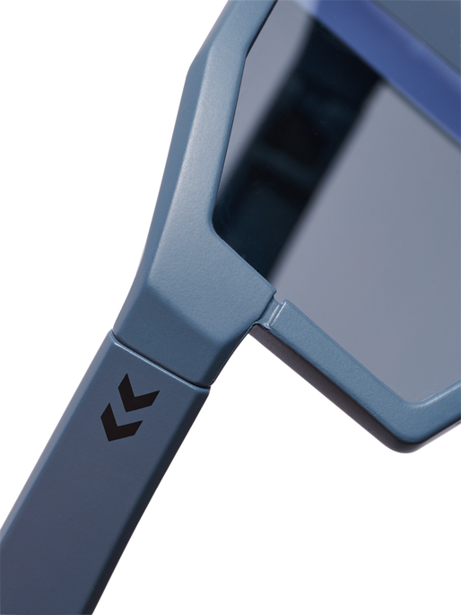 hmlALPINE, 2004, packshot