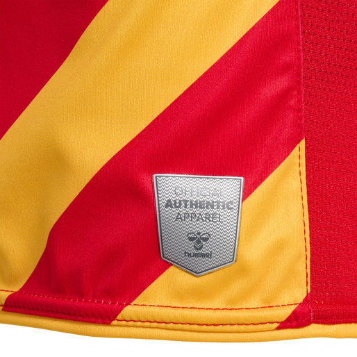hmlCSC 19/20 KIDS HOME JERSEY LS, TRUE RED/SPORTS YELLOW W/SPONS hmlCSC 19/20 KIDS HOME JERSEY LS, TRUE RED/SPORTS YELLOW W/SPONS, packshot