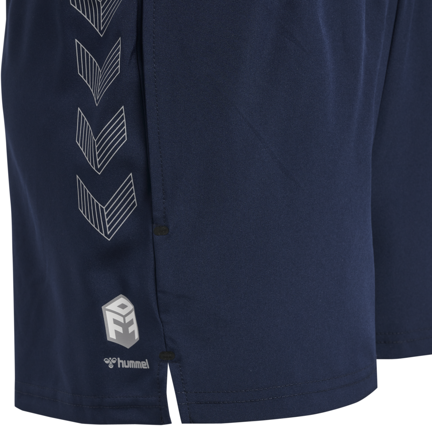 hmlMOVE GRID WOVEN SHORTS WOMAN, MARINE, packshot