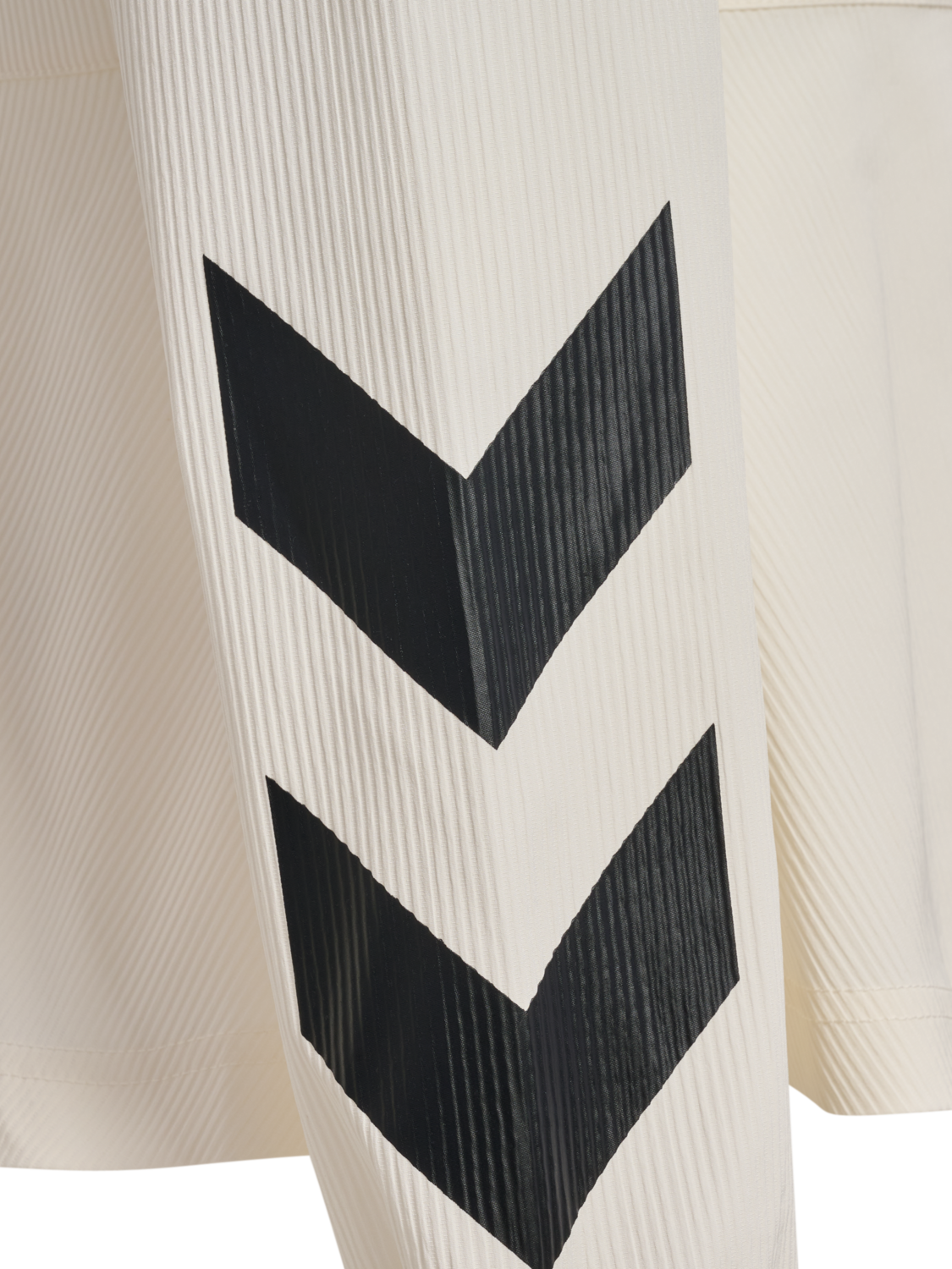 hmlI-D FUNNEL NECK JACKET, EGRET, packshot