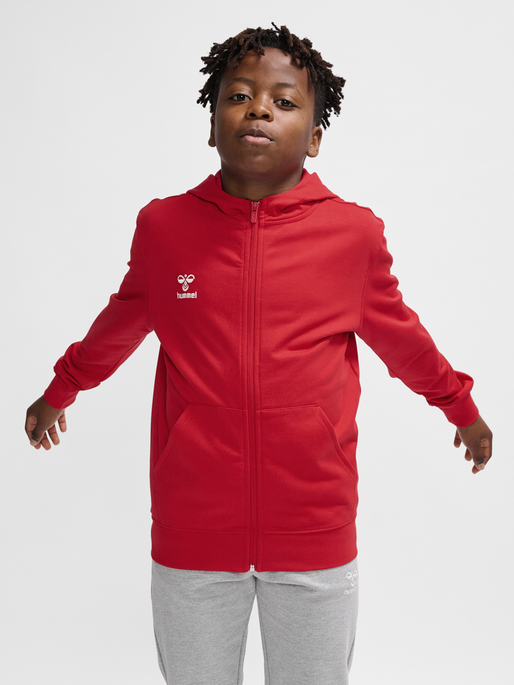 hmlGO 2.0 ZIP HOODIE KIDS, TRUE RED, model