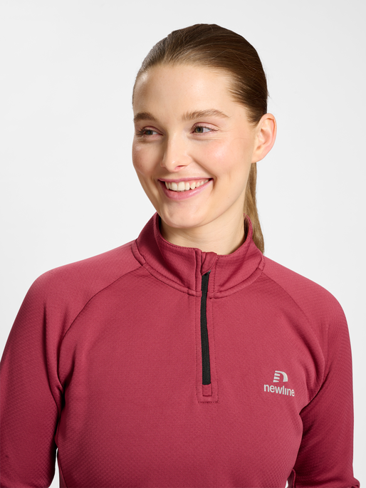 nwlPHOENIX 1/2 ZIP L/S WOMAN, DRY ROSE, model