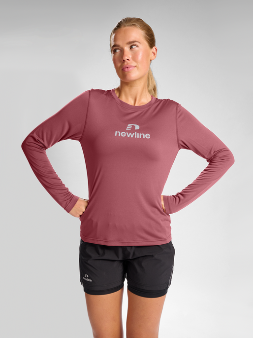 nwlBEAT LS TEE WOMAN, MAROON, model