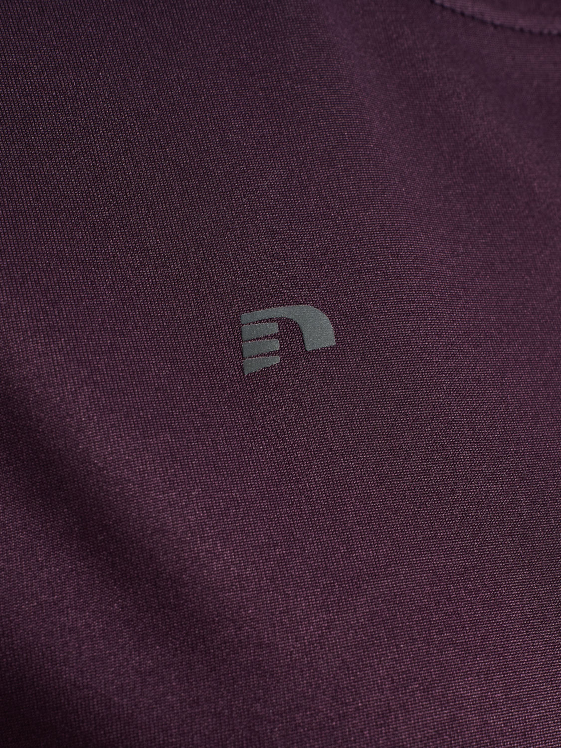 nwlBEAT W T-SHIRT L/S, PLUM PERFECT, packshot