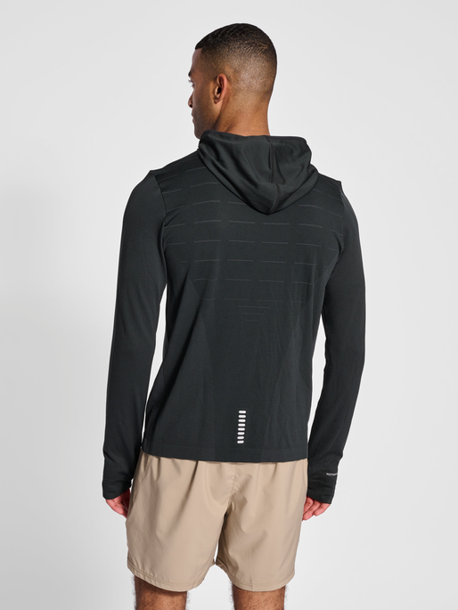 nwlCAMBRIGDE SEAMLESS HOODIE MEN, BLACK, model