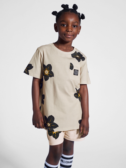 stmJAREL T-SHIRT S/S, 8076, model